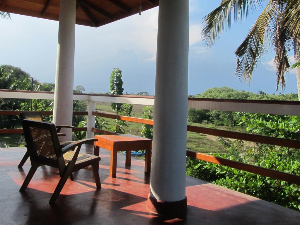 Peacock Land Hotel Tangalle Room photo