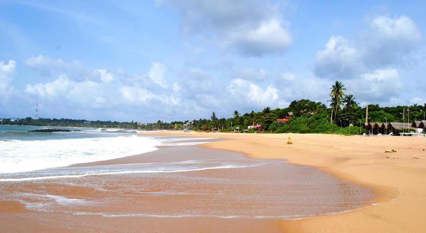 Peacock Land Hotel Tangalle Exterior photo