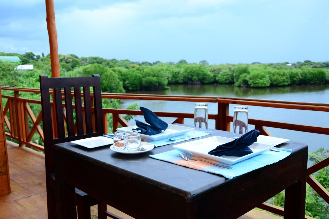 Peacock Land Hotel Tangalle Exterior photo